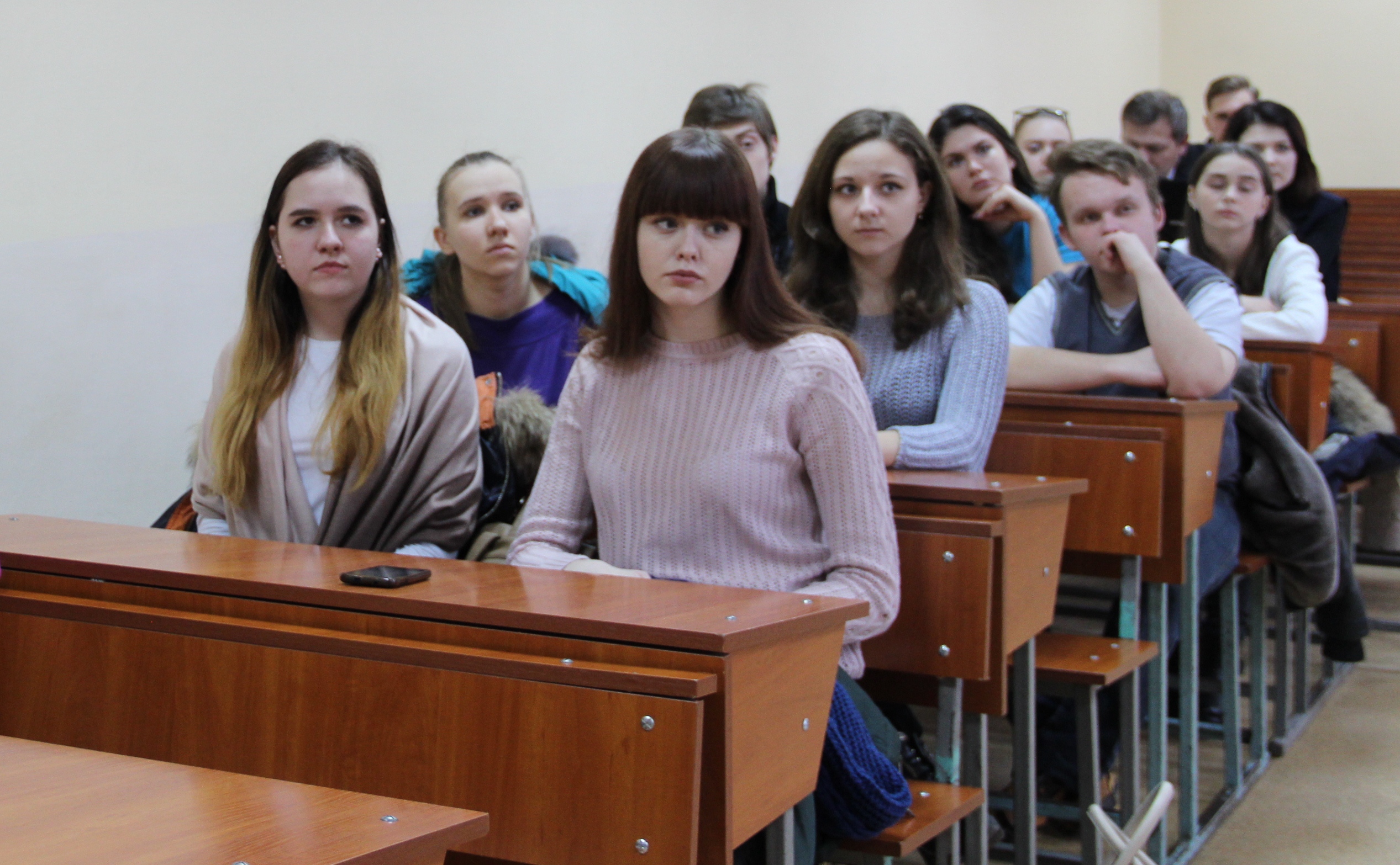 Исторический факультет почтил память своего выпускника, комиссара бригады «Призрак» Всеволода Петровского