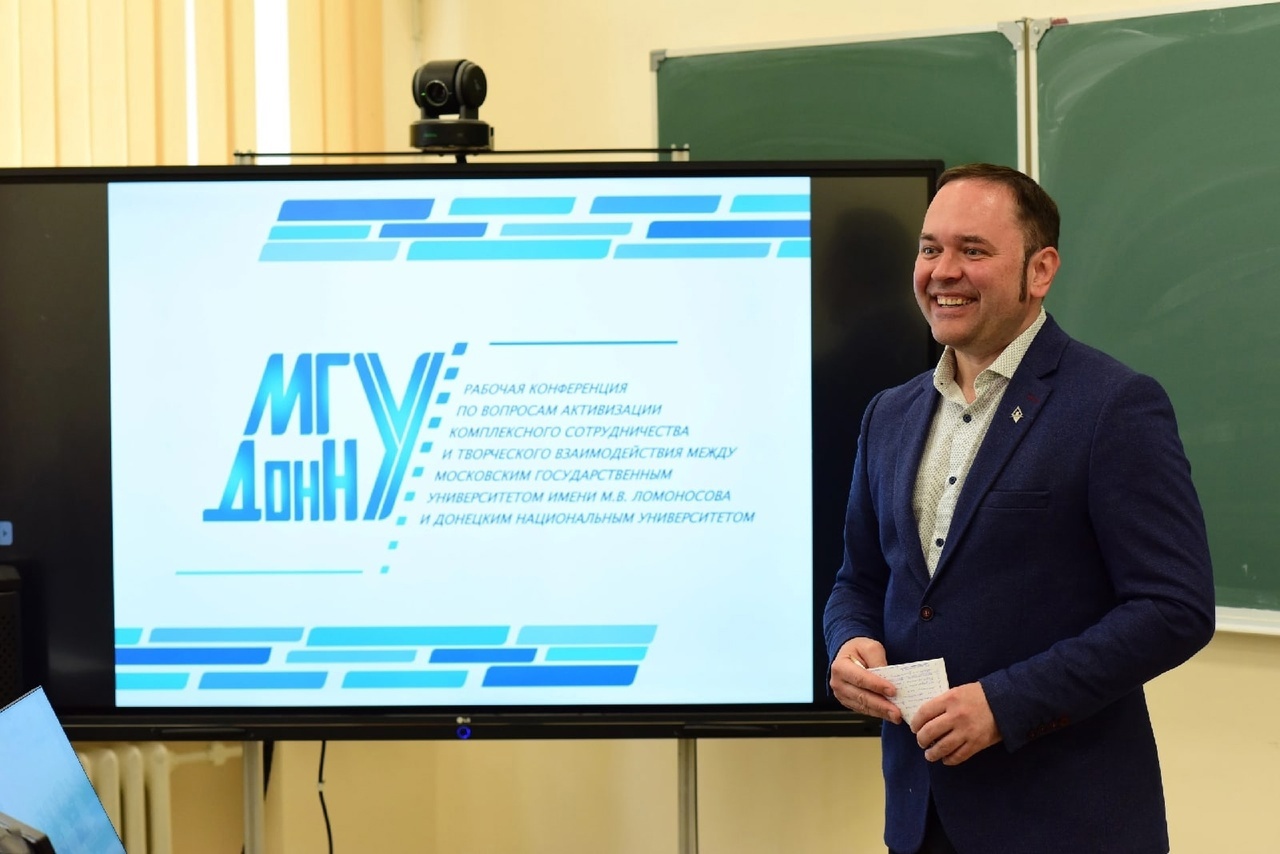 Заведующий кафедрой ботаники и экологии Андрей Сафонов в новом выпуске передачи «Экологический вестник»