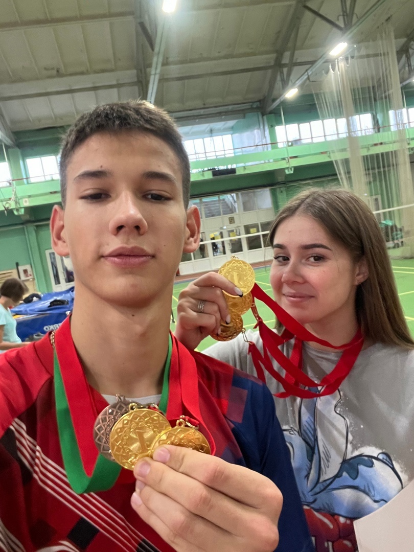 Студенты-экономисты стали призерами всероссийских соревнований по бадминтону