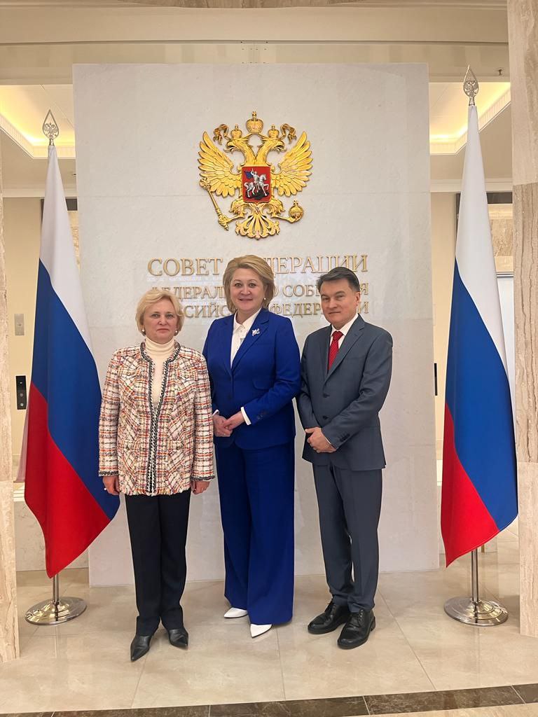 Ректор ДонГУ встретилась с председателем Комитета Совета Федерации по науке, образованию и культуре