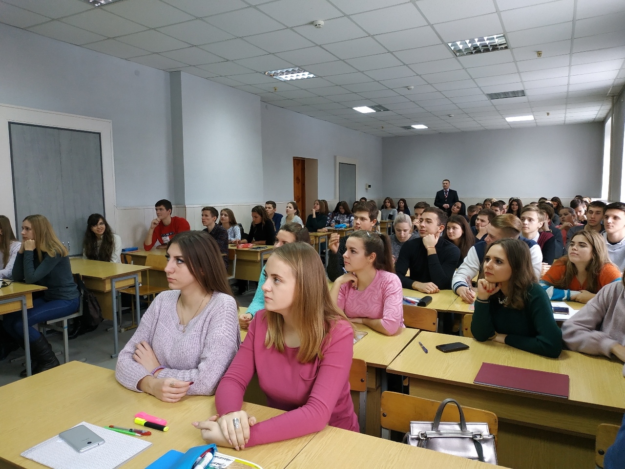 На экономическом факультете состоялась встреча студентов с сотрудником МЧС ДНР