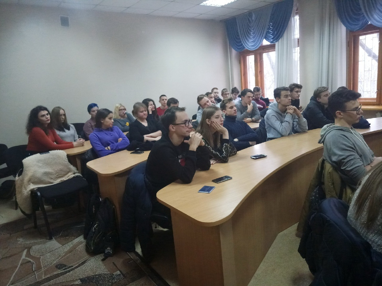 На историческом факультете  провели круглый стол, посвященный Дню юного героя-антифашиста