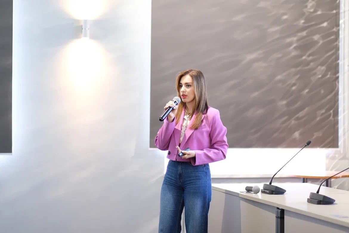 Студентка кафедры журналистики стала спикером-экспертом «Всероссийского сообщества наставников-просветителей»