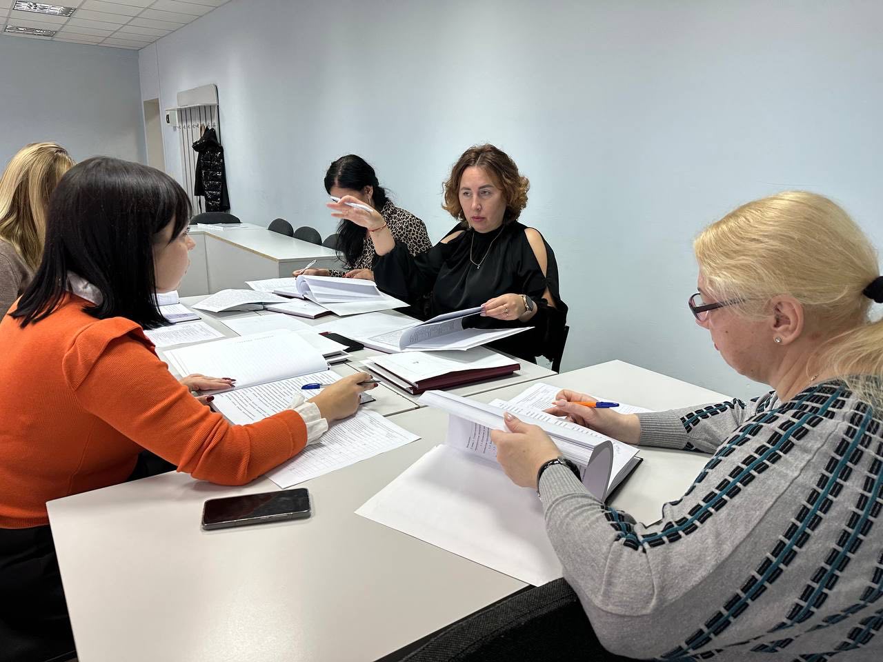 В ДонГУ подвели итоги республиканского конкурса дипломных работ по экономической безопасности
