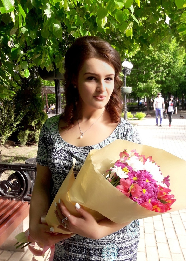Коллектив ДонНУ поздравляет Торбу Анастасию с успешной защитой диссертационной работы