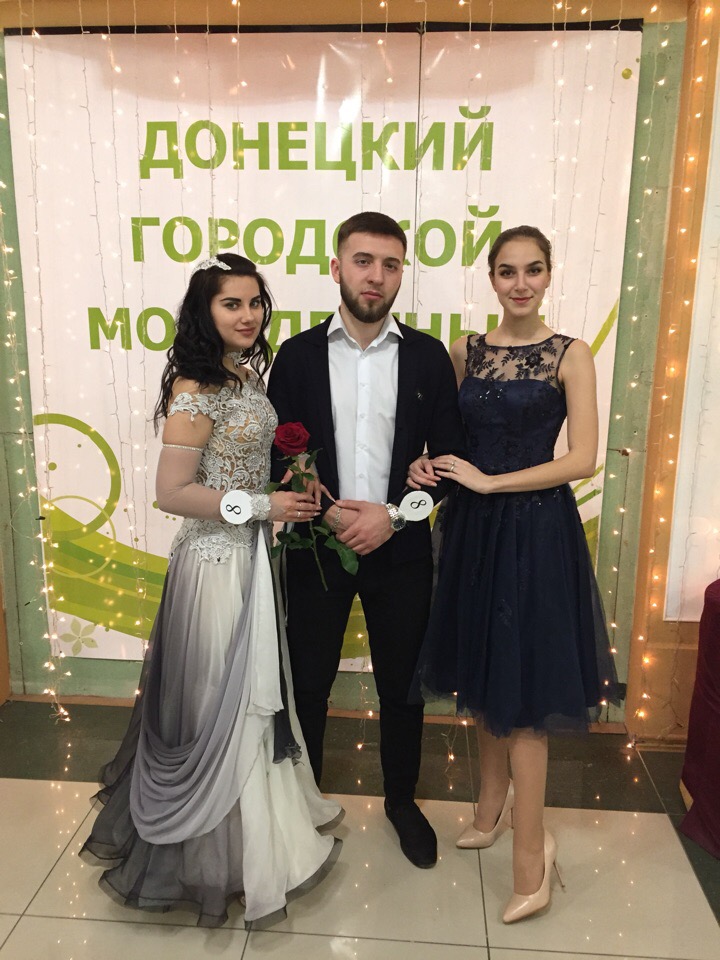 Танцевальная пара учетно-финансового факультета успешно выступила на Городском студенческом балу