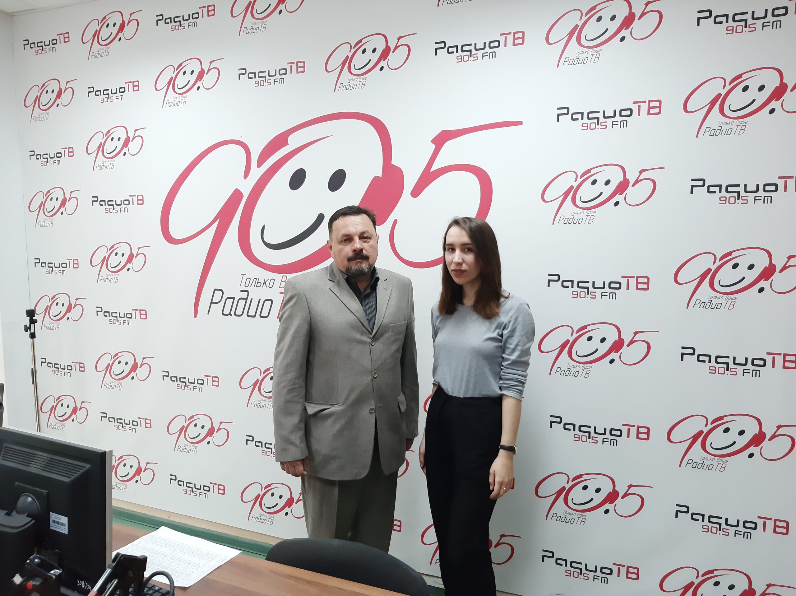 Профессор кафедры политологии в гостях у «Радио ТВ»  рассказал о творчестве в работе