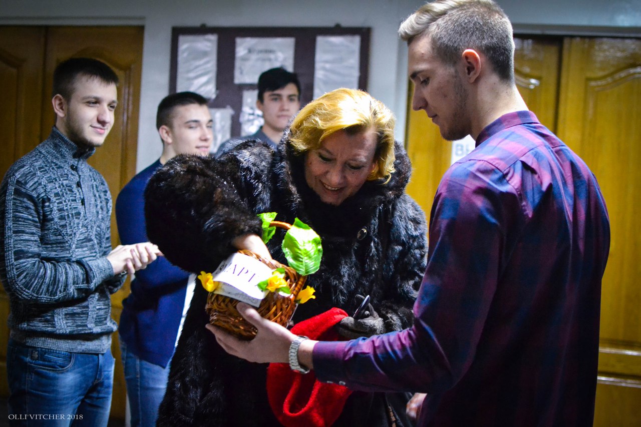 На учетно-финансовом факультете состоялось празднование Международного женского дня