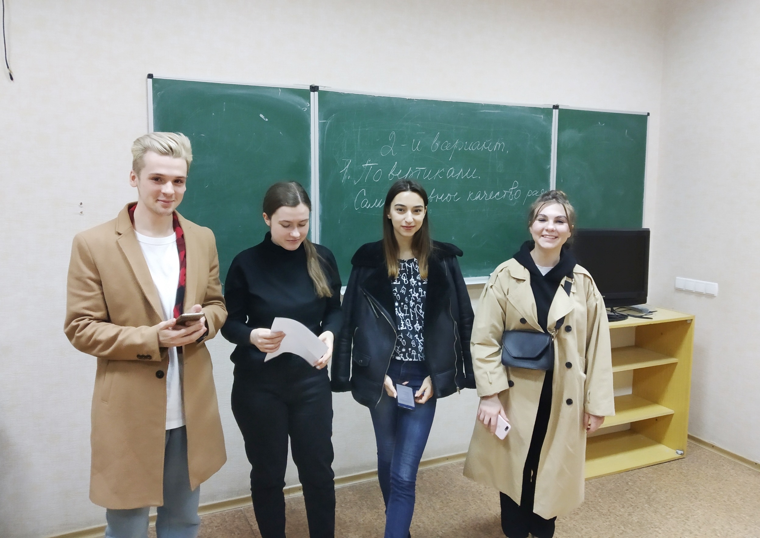 Студенты-рекламисты представили собственные радиоэфиры в рамках учебных занятий
