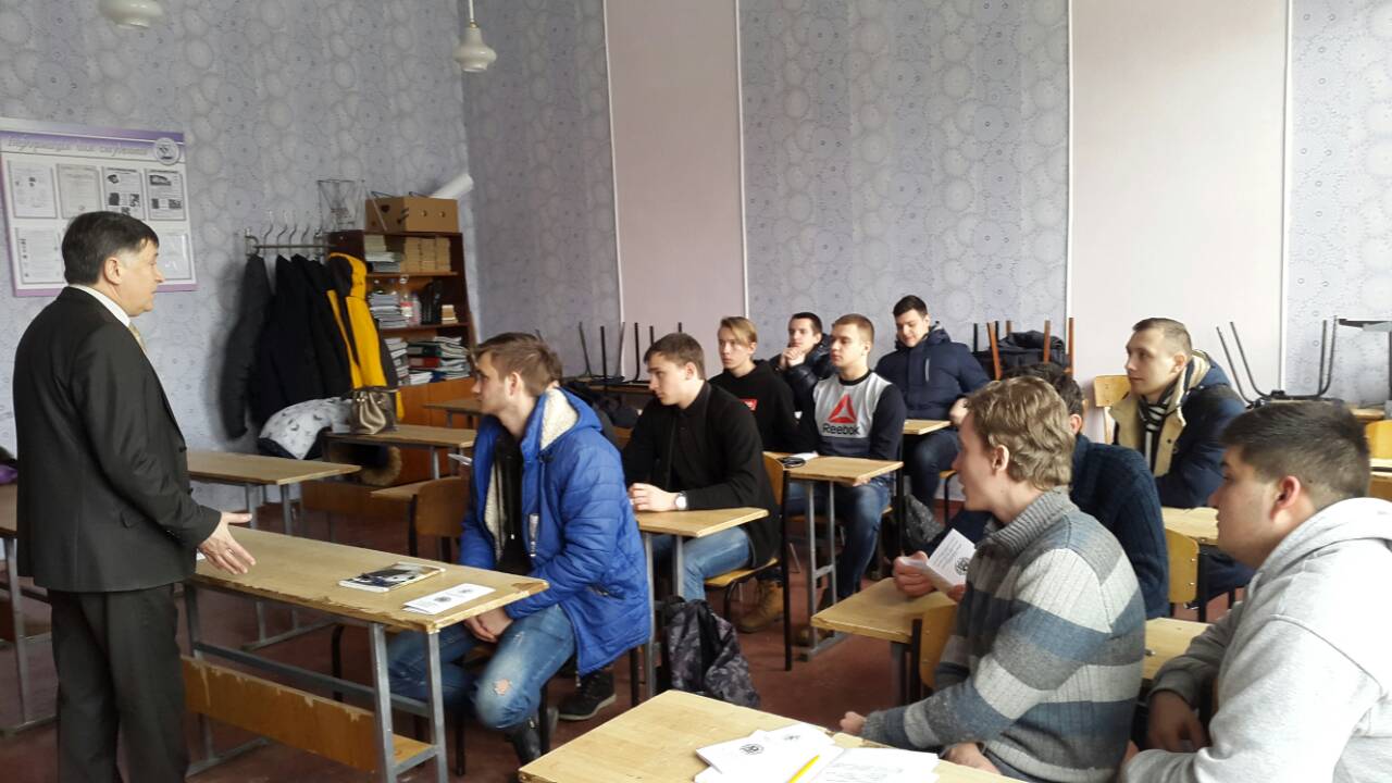 В Горловском техникуме состоялась профориентационная встреча преподавателей ФМИТ с будущими выпускниками