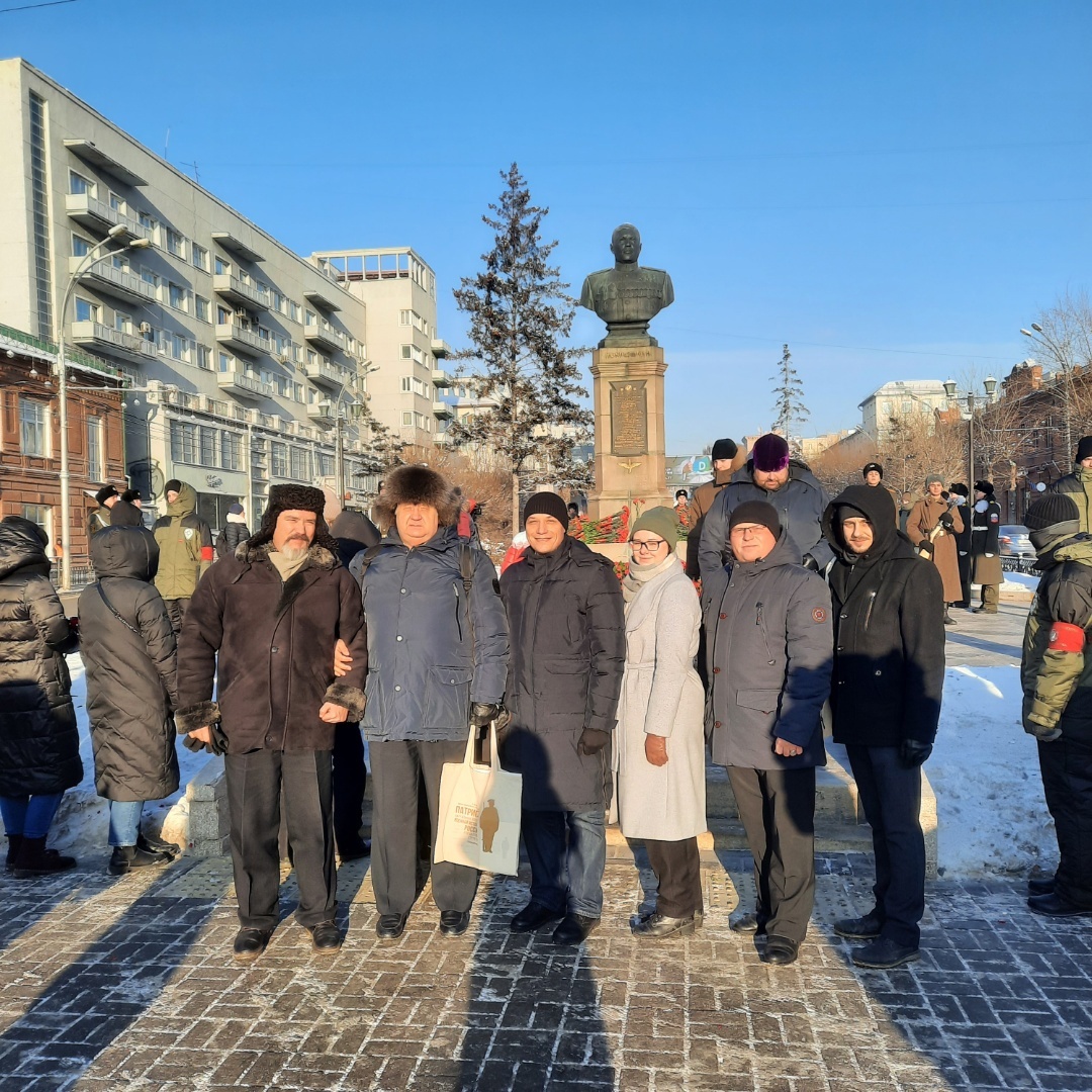 Историки ДонНУ приняли участие в мероприятиях ко Дню Героев Отечества в Новосибирске