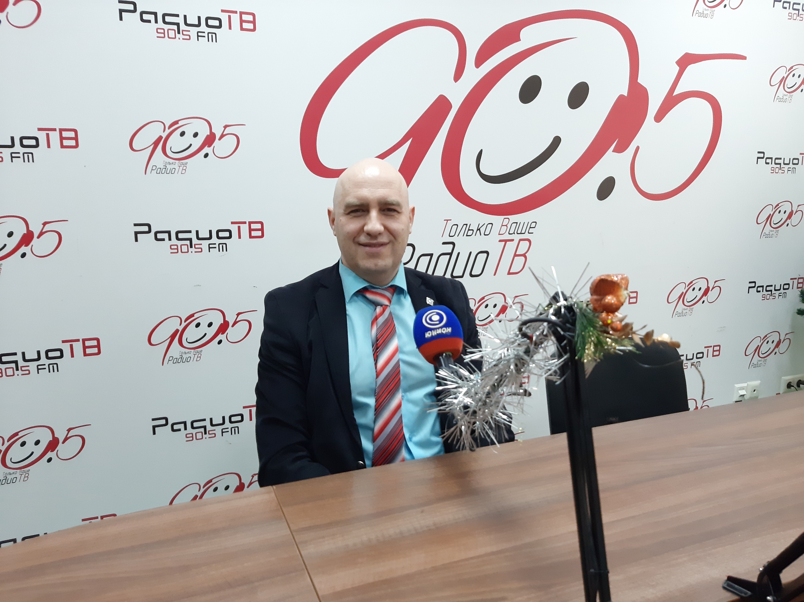 Проректор ДонНУ по воспитательной и социальной работе со студентами Алексей Игнатов на радио «ТВ»