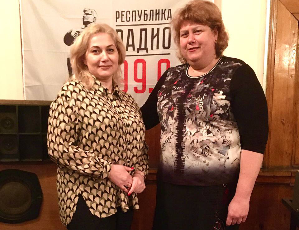 Представители экономического факультета стали гостями программы на радио «Республика»