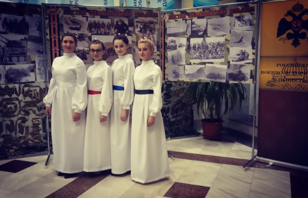 Студентка ФИЯ успешно выступила на фестивале-конкурсе солдатской и военно-патриотической песни молодежи стран СНГ