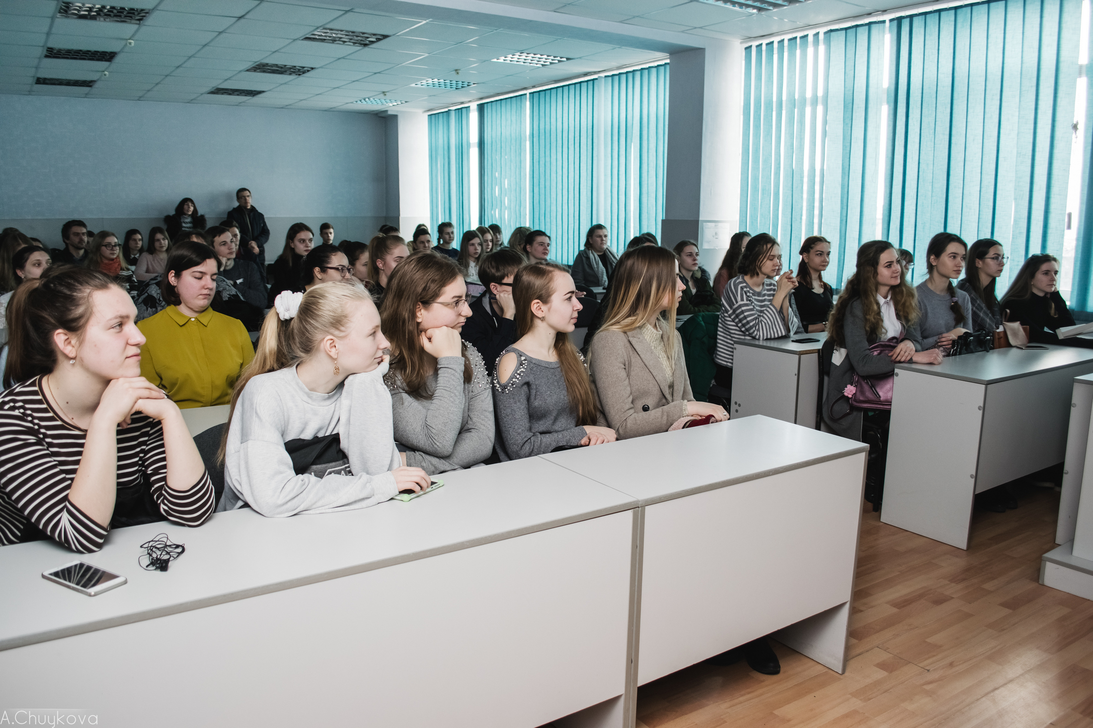 ФИЯ в очередной раз проводит конкурс перевода для школьников «Мои первые переводы»