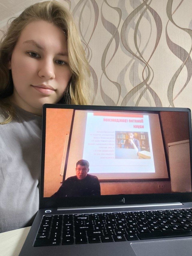 Студенты-математики приняли участие в региональной школе «Гражданская наука для студентов и школьников»