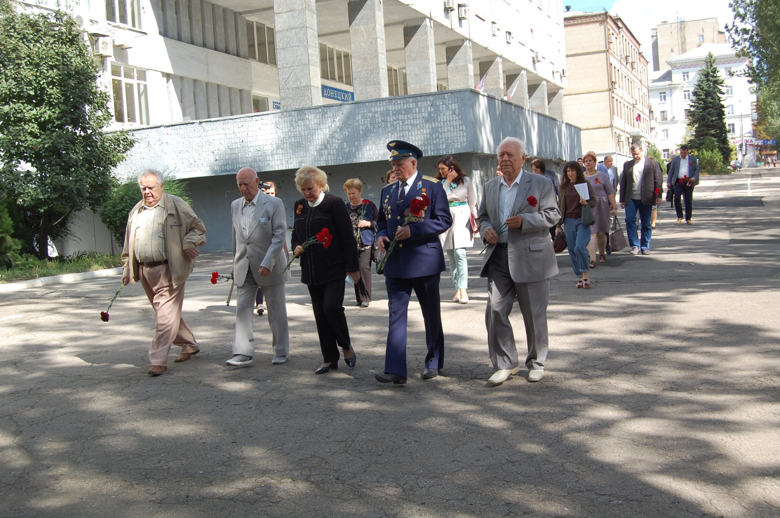 В Донецком национальном университете отметили 79-ю годовщину освобождения Донбасса