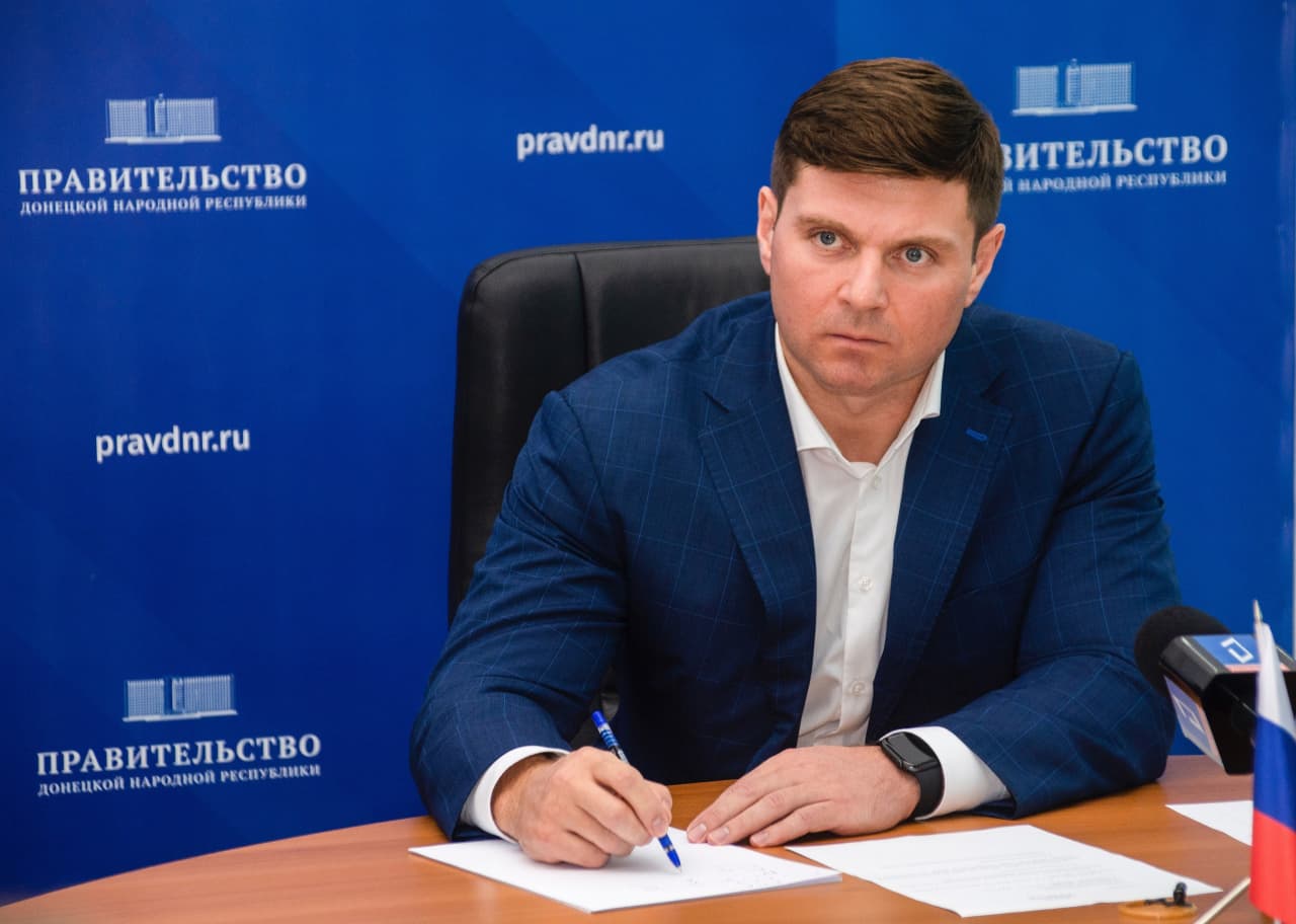 Заместитель Председателя Правительства Донецкой Народной Республики Владимир Антонов — об актуальных вопросах сферы образования