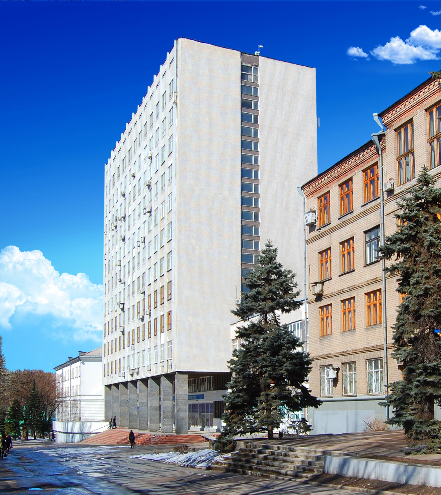 Преподаватели факультета математики и информационных технологий прошли курсы повышения квалификации