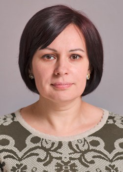 Коллектив ДонНУ поздравляет декана учетно-финансового факультета Наталью Алексеенко  с Днем рождения