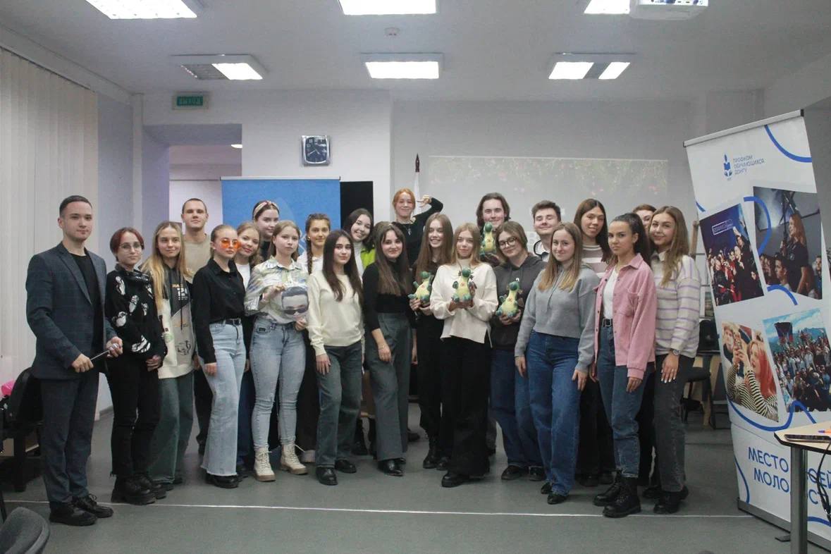 Математики ДонГУ подготовили новогодние мероприятия для студентов