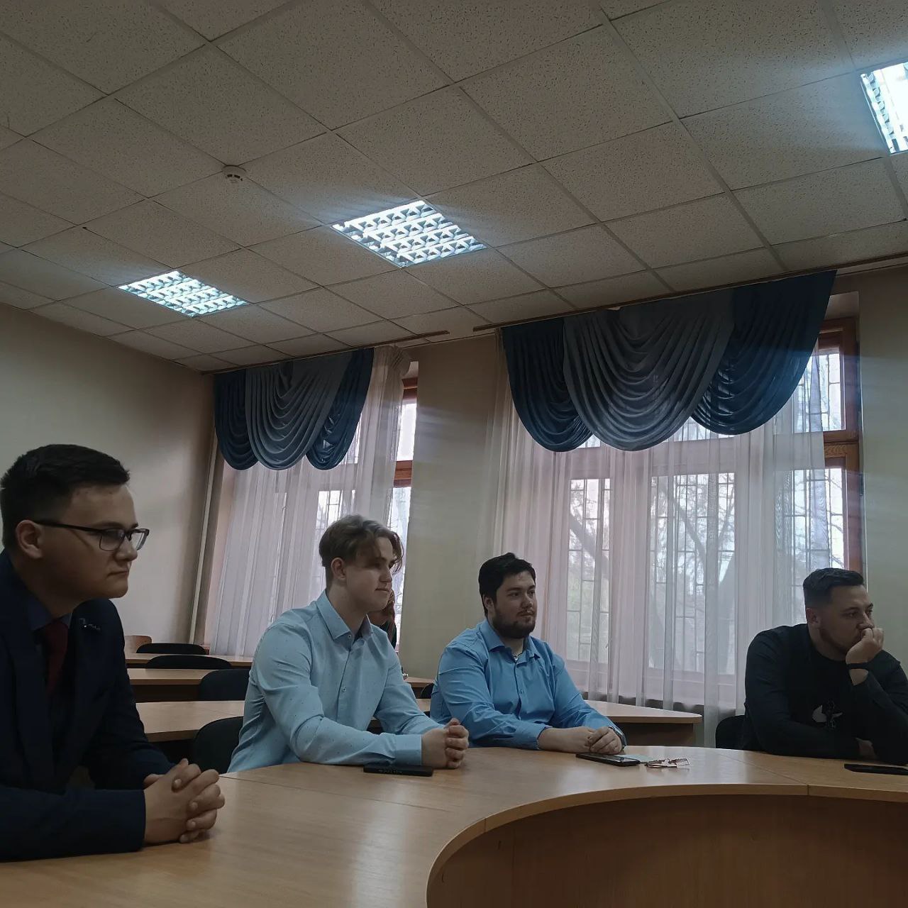 Политологи ДонГУ провели дебаты, посвященные информационной безопасности России