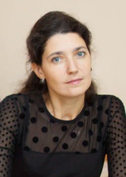 Искра Елена Александровна