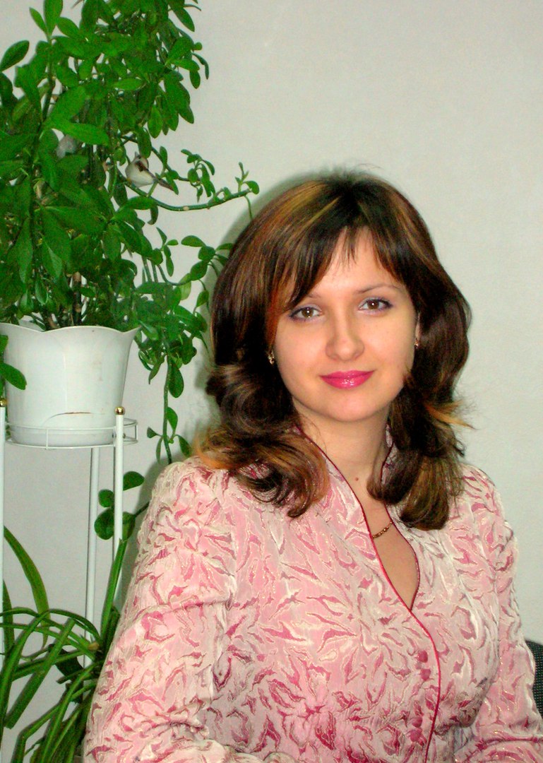Коллектив ДонНУ поздравляет Наталью Юрину с  днем рождения